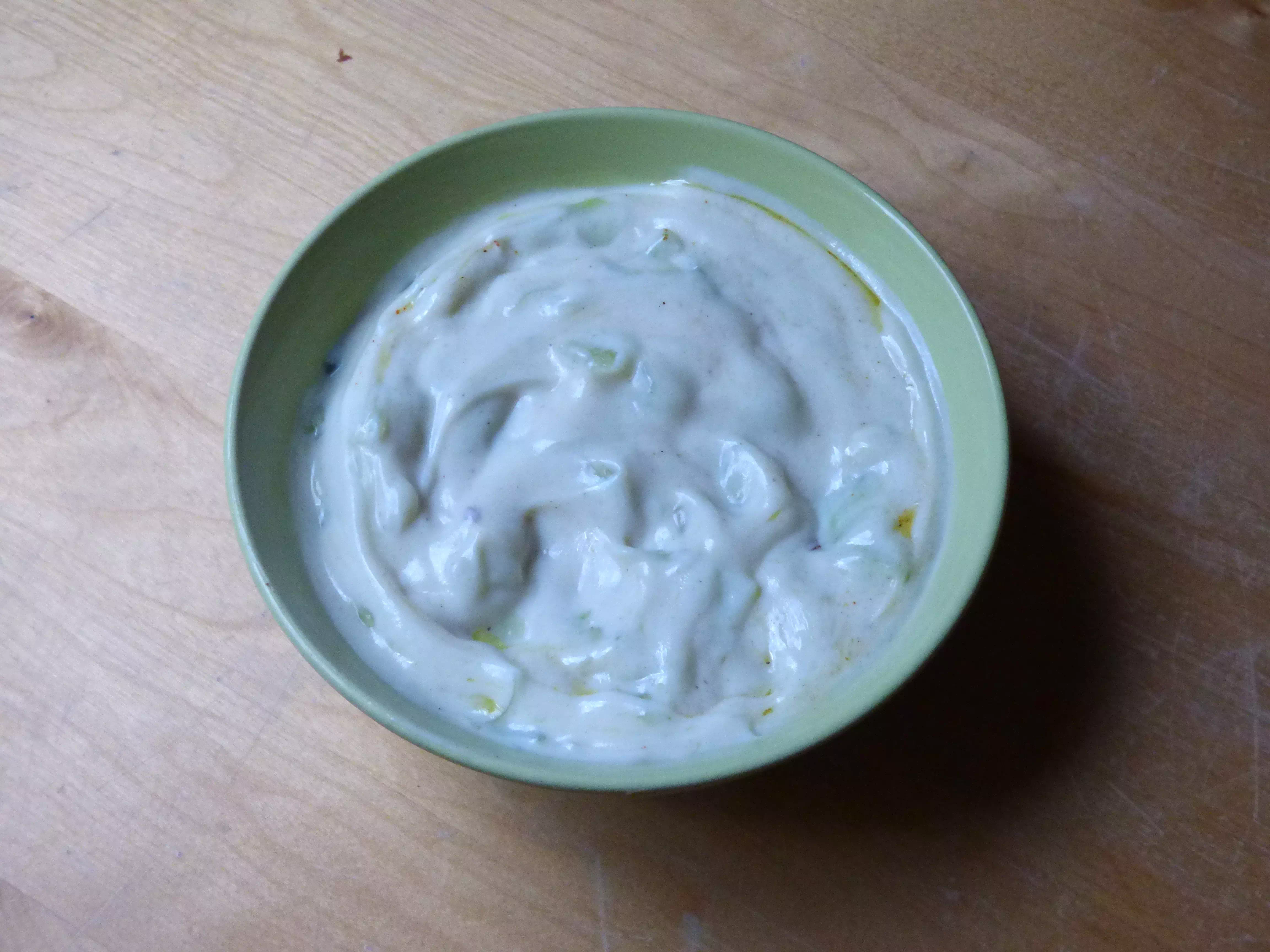 Foto tzatziki vegano