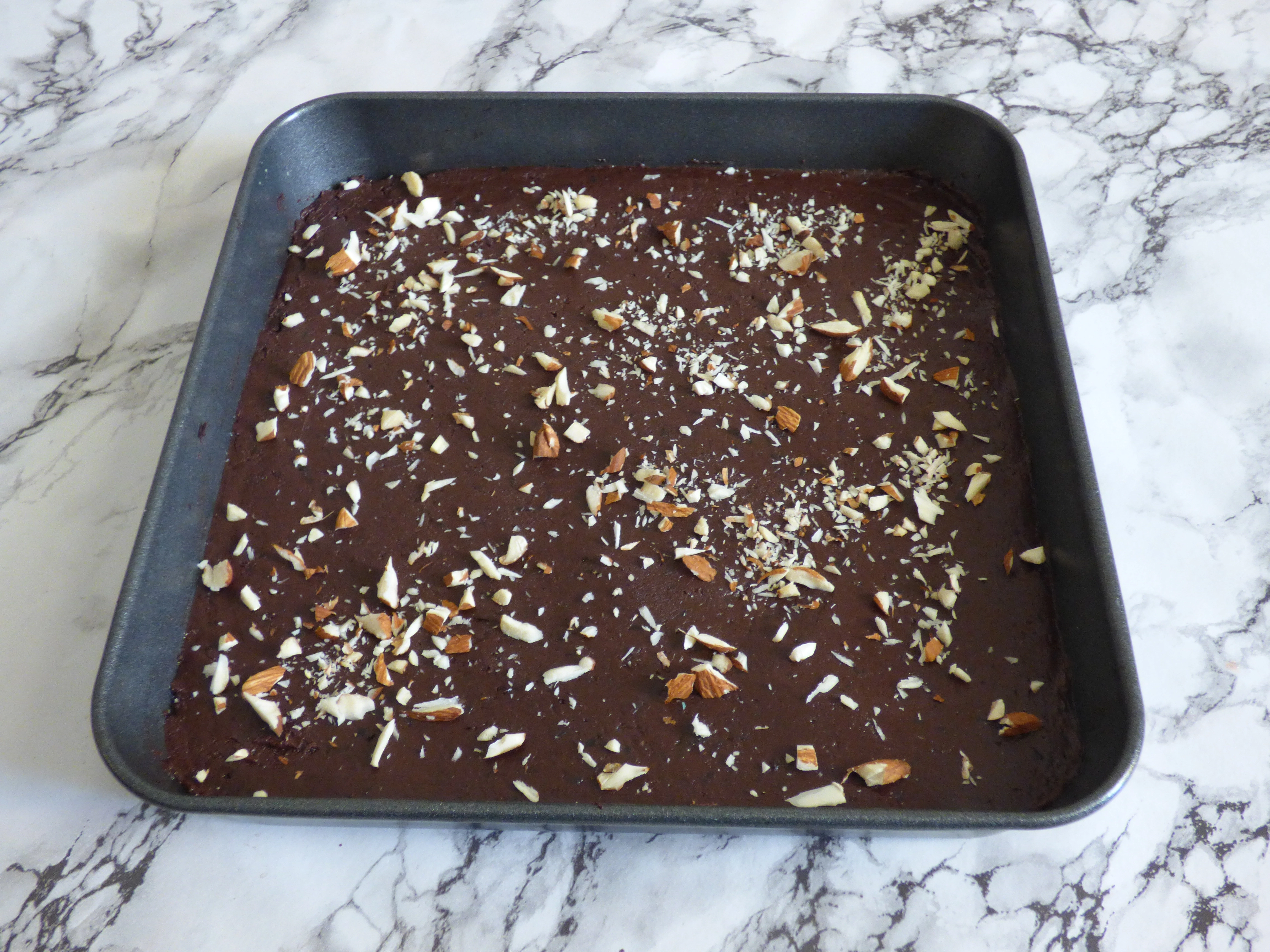 Foto brownies vegani di fagioli neri