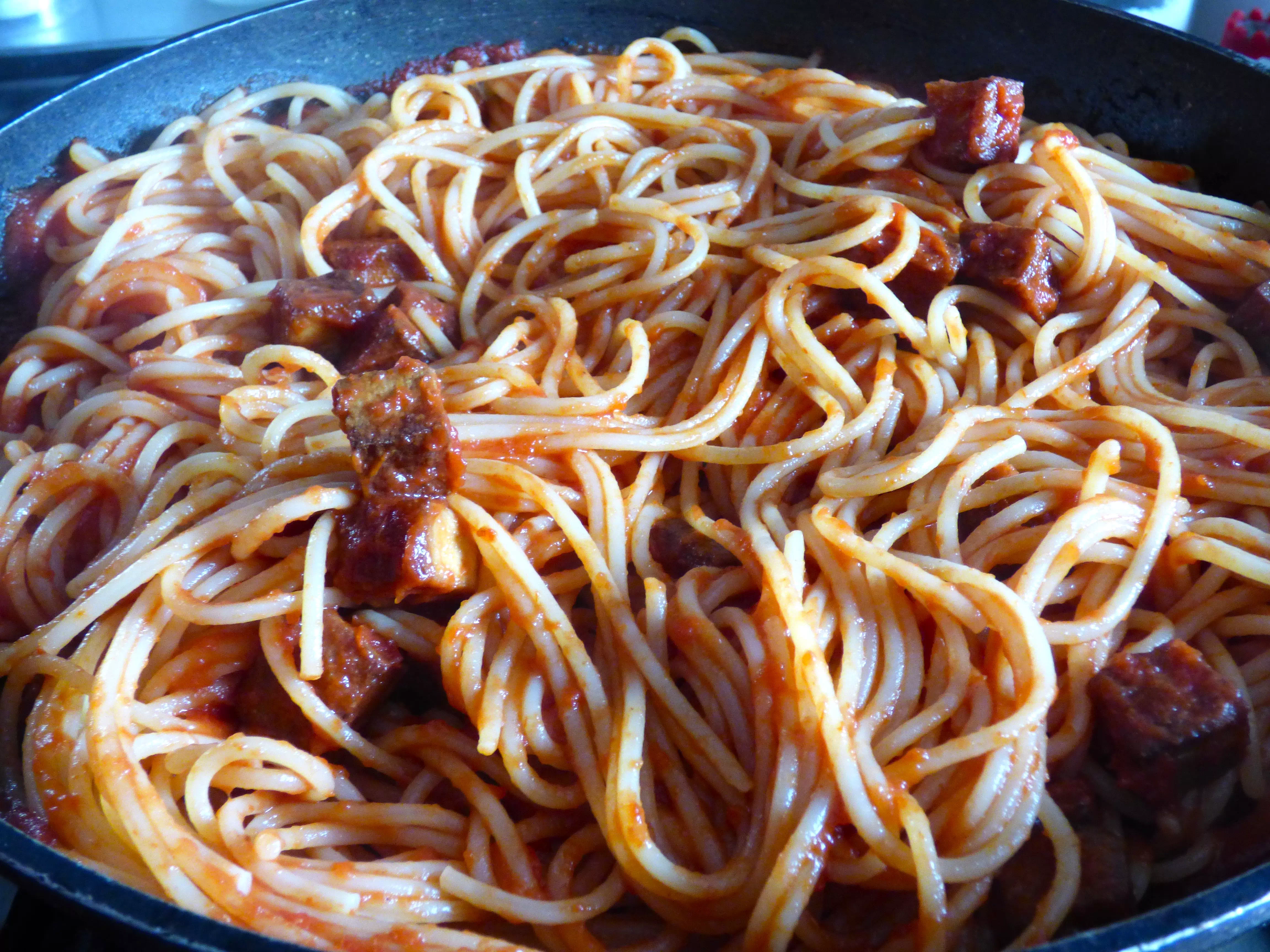 Foto amatriciana vegana