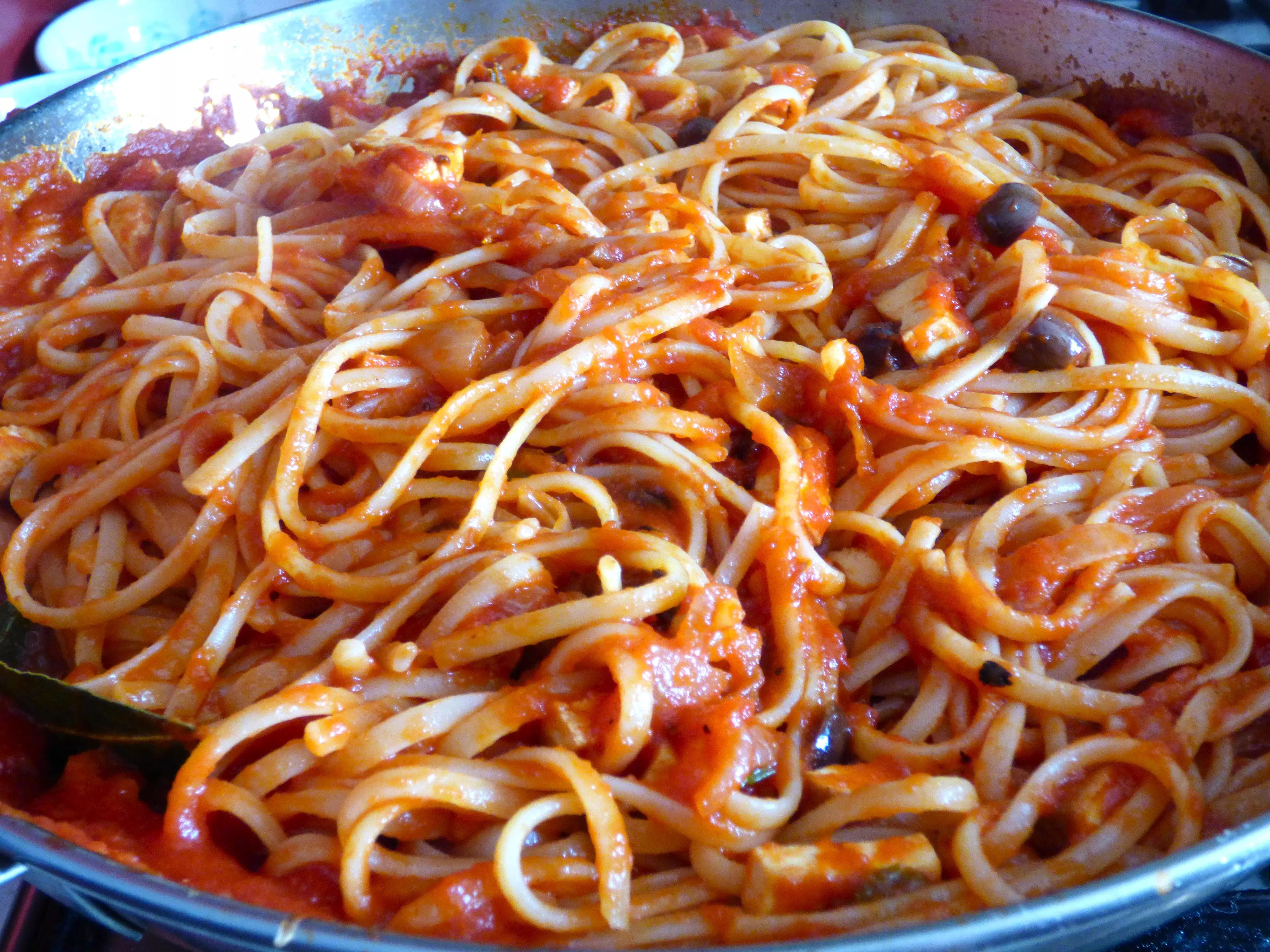 Foto pasta al sugo 2.0