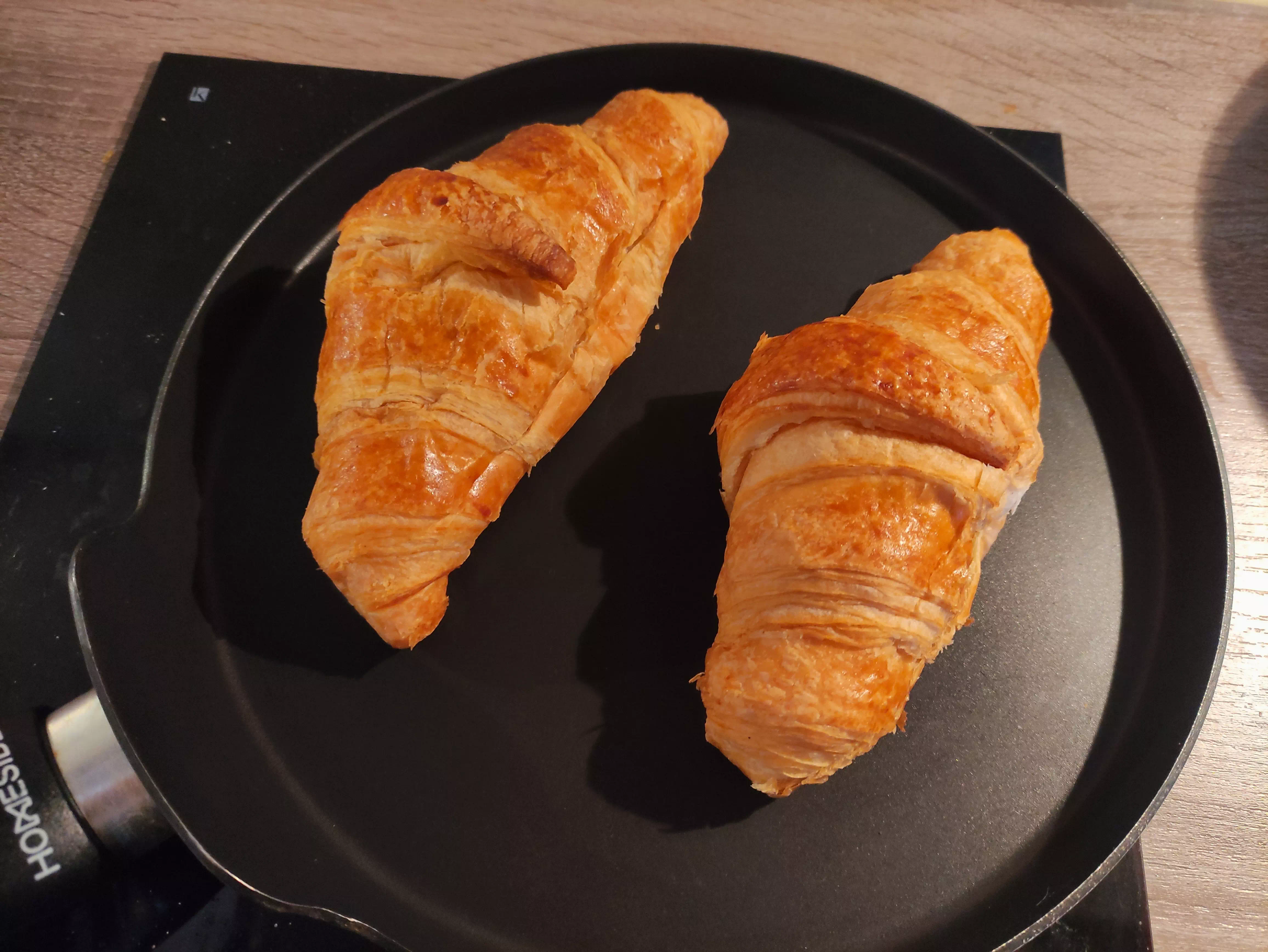 Foto croissants vegani salati