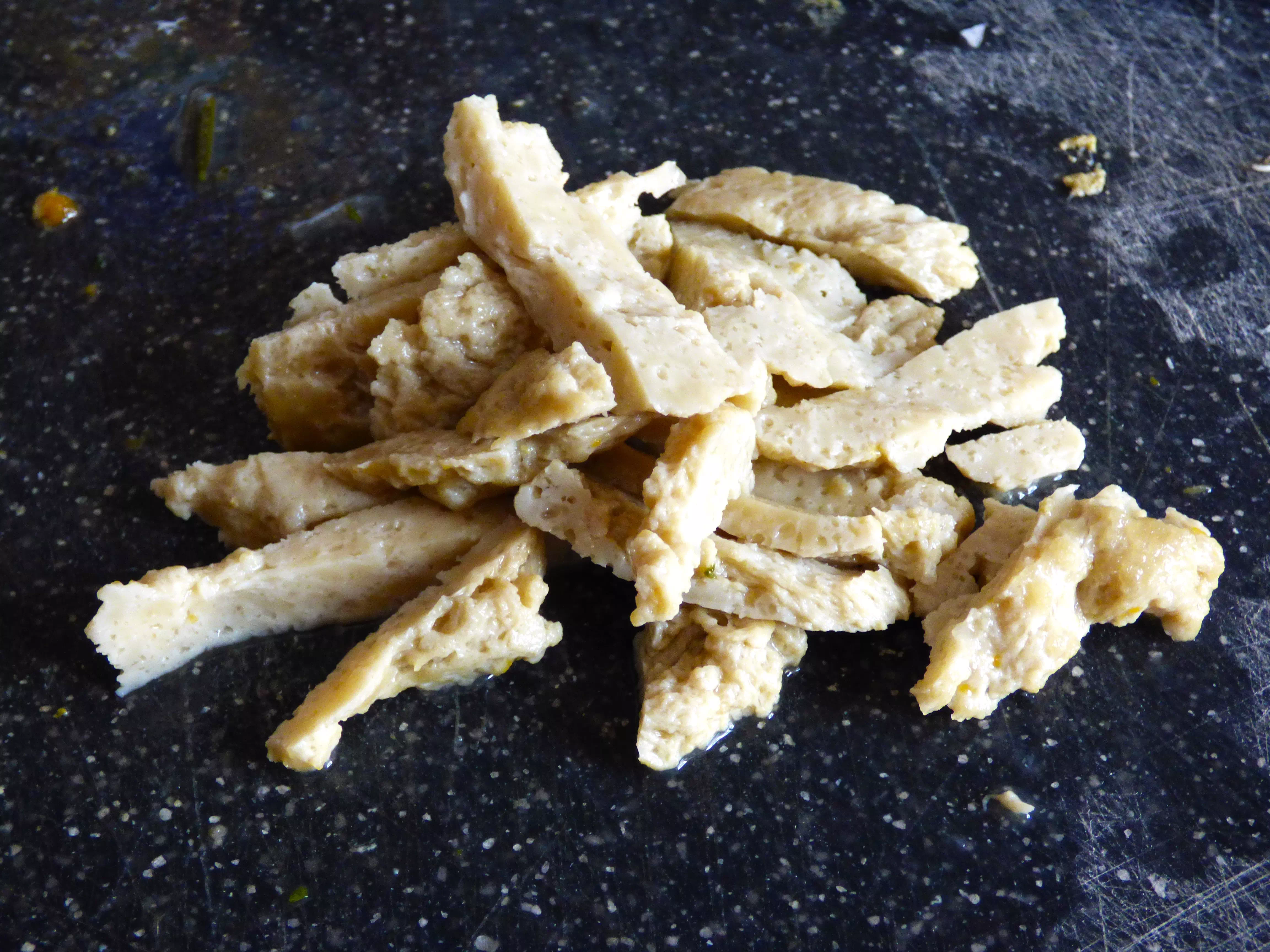 Foto straccetti di pollo fritto vegano